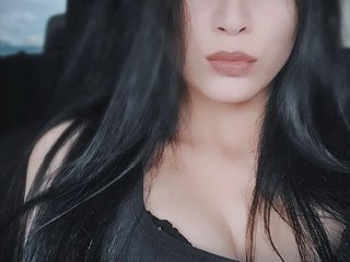 Erotik görüntülü sohbet Mira_Stark