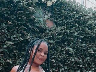 Erotik görüntülü sohbet Misha-ford