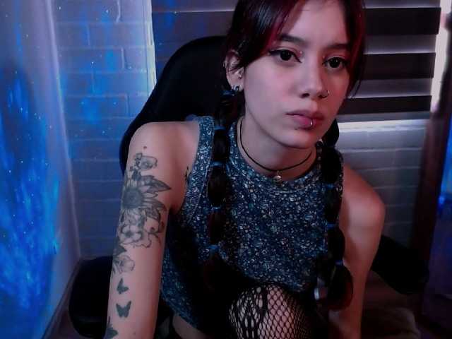 Fotoğraflar miss-violet WELCOME GUYS GOAL FLAH TITS 30 TOKENS