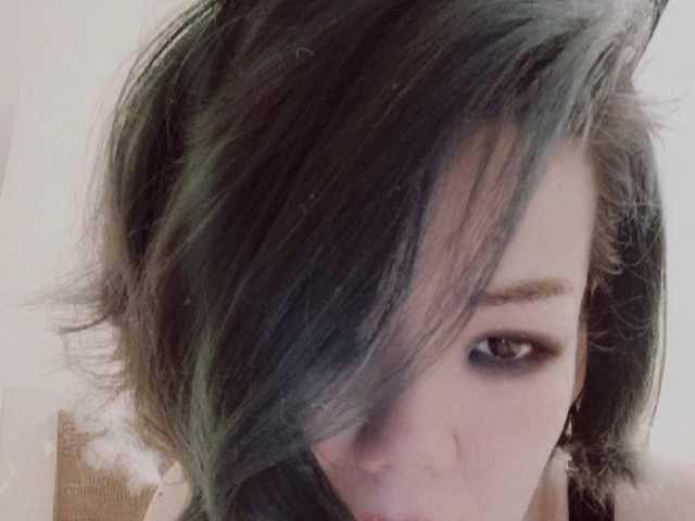 Profil resmi MissAzuki