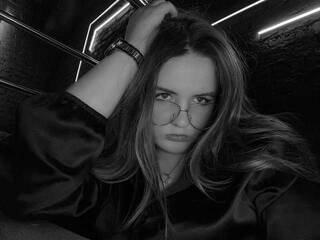 Erotik görüntülü sohbet MissIriss1