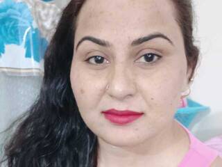 Erotik görüntülü sohbet Misskissing