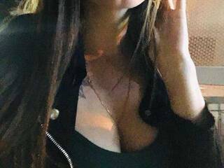 Erotik görüntülü sohbet MollyMS