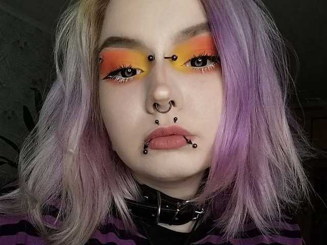 Profilin fotoğrafı MollyViolet