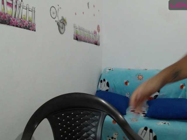 Yayın ekran görüntüleri monica-squirt