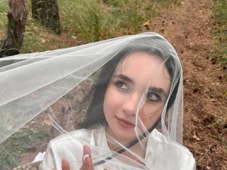 Erotik görüntülü sohbet MonicaBrownie