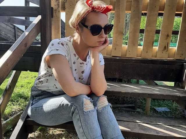 Profilin fotoğrafı MonickaMoons