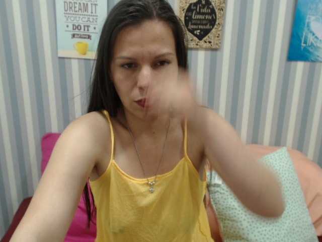 Yayın ekran görüntüleri Morenasly