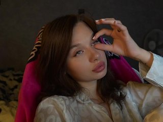 Erotik görüntülü sohbet _Polly_