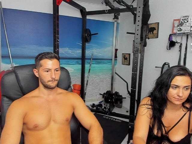 Yayın ekran görüntüleri MrMrsNaughty