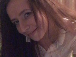 Fotoğraflar MrsSexy906090 I am new girl I can add you in my friends for 15 tokens tip me 15 and you can start be friends with me)))I like undress all my clothes in pvt or in group chat)))Start pvt and I can start get naked