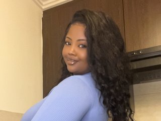 Erotik görüntülü sohbet MsPoney