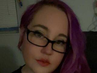 Erotik görüntülü sohbet MzOphelia