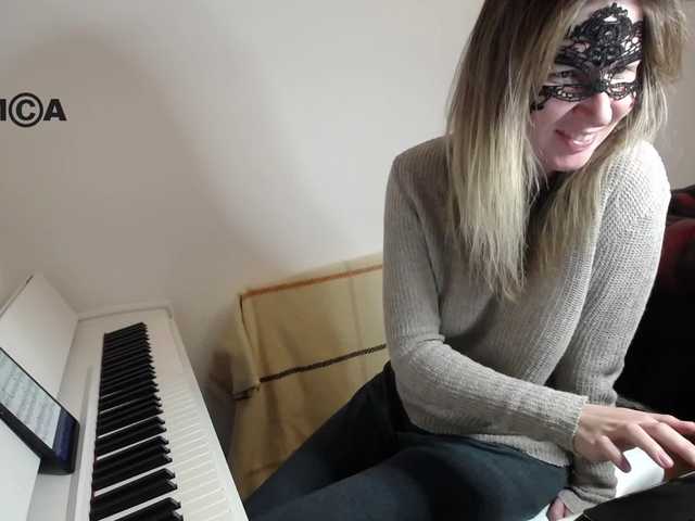 Yayın ekran görüntüleri PianoGirl