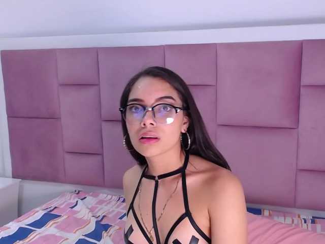 Fotoğraflar NalaRey Hey guys! today is a magical day to fuck and have fun together. My Goal is My SLOOPY BLOWJOB #latina #teen #18 #skinny #new @remain for the goal