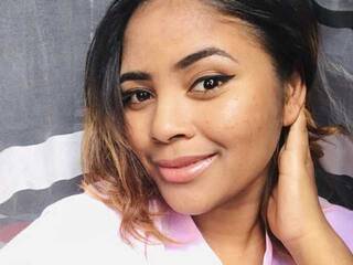 Erotik görüntülü sohbet Nancie009