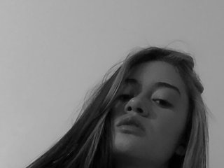 Erotik görüntülü sohbet Naomi-Carly