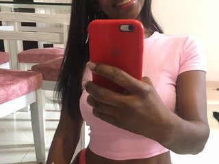 Erotik görüntülü sohbet NaomiEbano