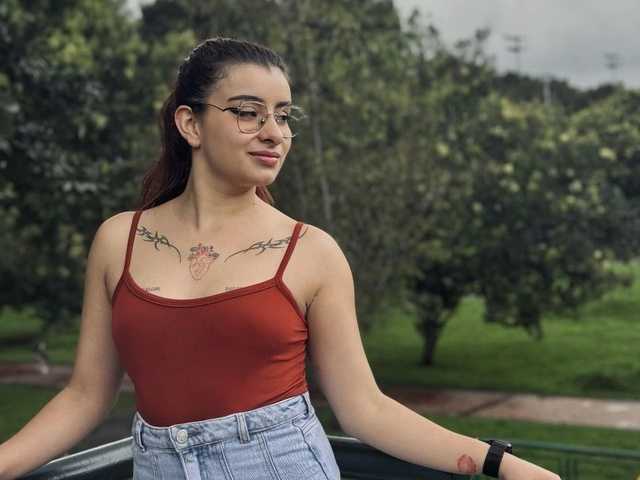 Profilin fotoğrafı Naomy-tay1