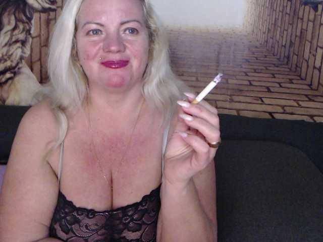 Fotoğraflar Natalli888 #bbw#curvy#foot-fetish#dominance#role-playing #cuckolds Hello! Domi from 11 token. I like Ultra Hot, I'm natural ,11416977101300500999. All complemented by Tip Menu.PM 50 token and private