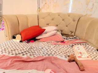 Erotik görüntülü sohbet NathaMiller