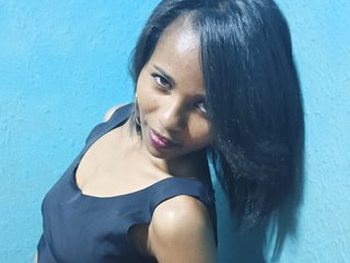 Erotik görüntülü sohbet Nathianah