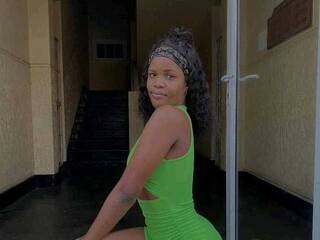 Erotik görüntülü sohbet NATURALSEXY01