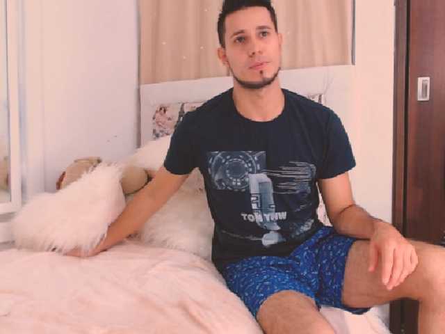 Yayın ekran görüntüleri Naughtyxtwo