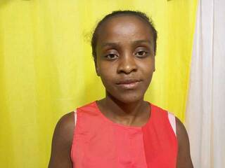 Erotik görüntülü sohbet Navalonahasina