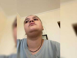 Erotik görüntülü sohbet Neisi