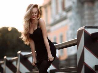 Erotik görüntülü sohbet NejnayLedi