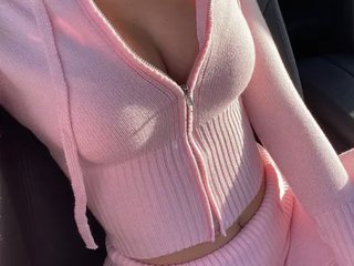 Erotik görüntülü sohbet Nellie-Lolly