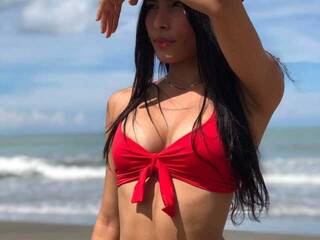 Erotik görüntülü sohbet NiaSioux