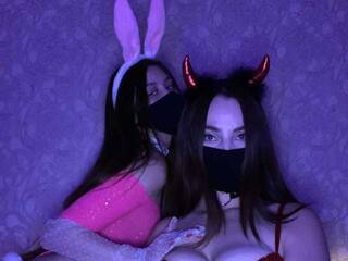 Erotik görüntülü sohbet Nick-Alice