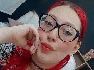 Erotik görüntülü sohbet NickyJones