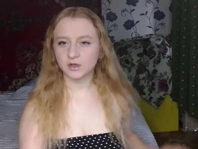 Yayın ekran görüntüleri NicoleAniston19