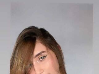 Erotik görüntülü sohbet NicoleCooper