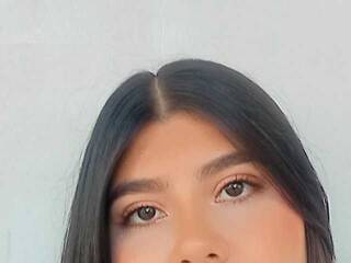 Erotik görüntülü sohbet NicolleDiaz