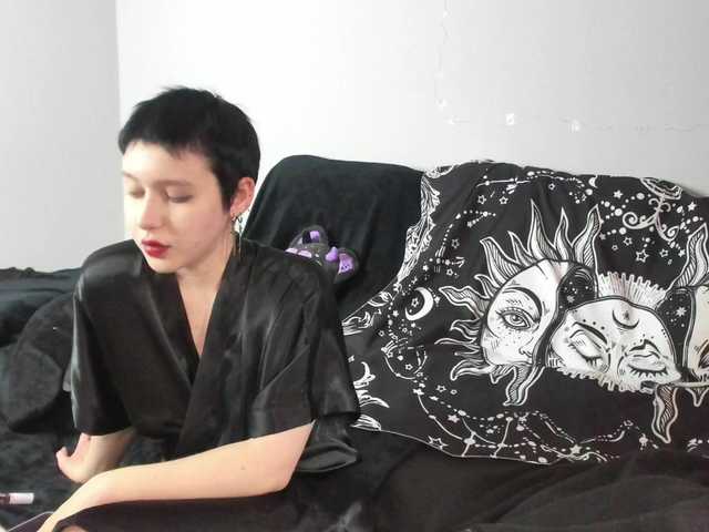 Yayın ekran görüntüleri night-lily