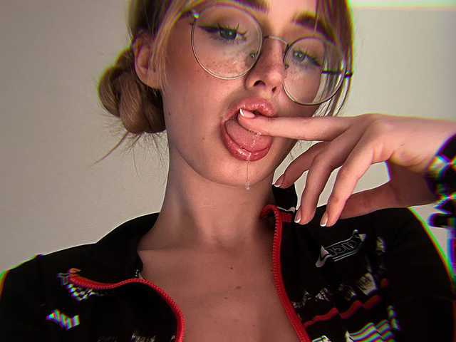 Profilin fotoğrafı NikkiBly