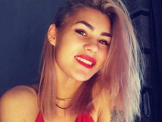 Erotik görüntülü sohbet NikkiSaphire