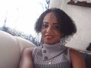 Erotik görüntülü sohbet Ninacoric