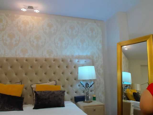 Yayın ekran görüntüleri NinaCrystal