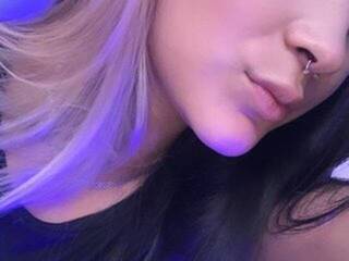 Erotik görüntülü sohbet Ninapolette