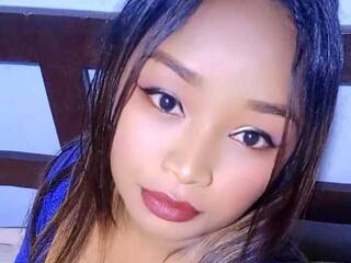 Erotik görüntülü sohbet Noumimi