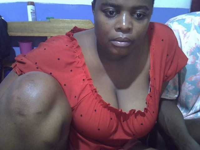 Yayın ekran görüntüleri Nubiancouple