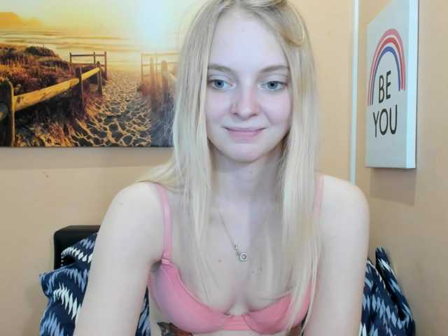 Fotoğraflar NurseCream Hey guys, Im an #18years old #young #blondie who is really #horny and wanna have some fun with you! :P:P
