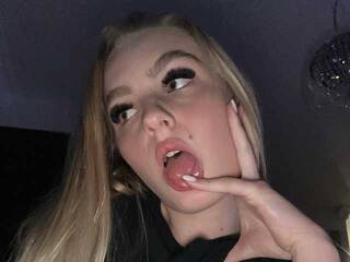 Erotik görüntülü sohbet OliviaKisss