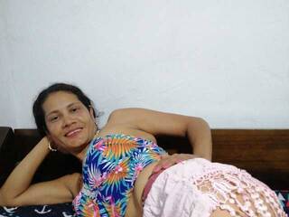 Erotik görüntülü sohbet OrianaFerrero