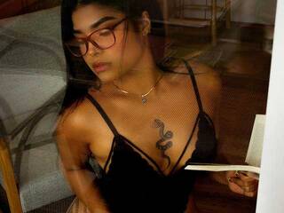 Erotik görüntülü sohbet Pamela-Moreno